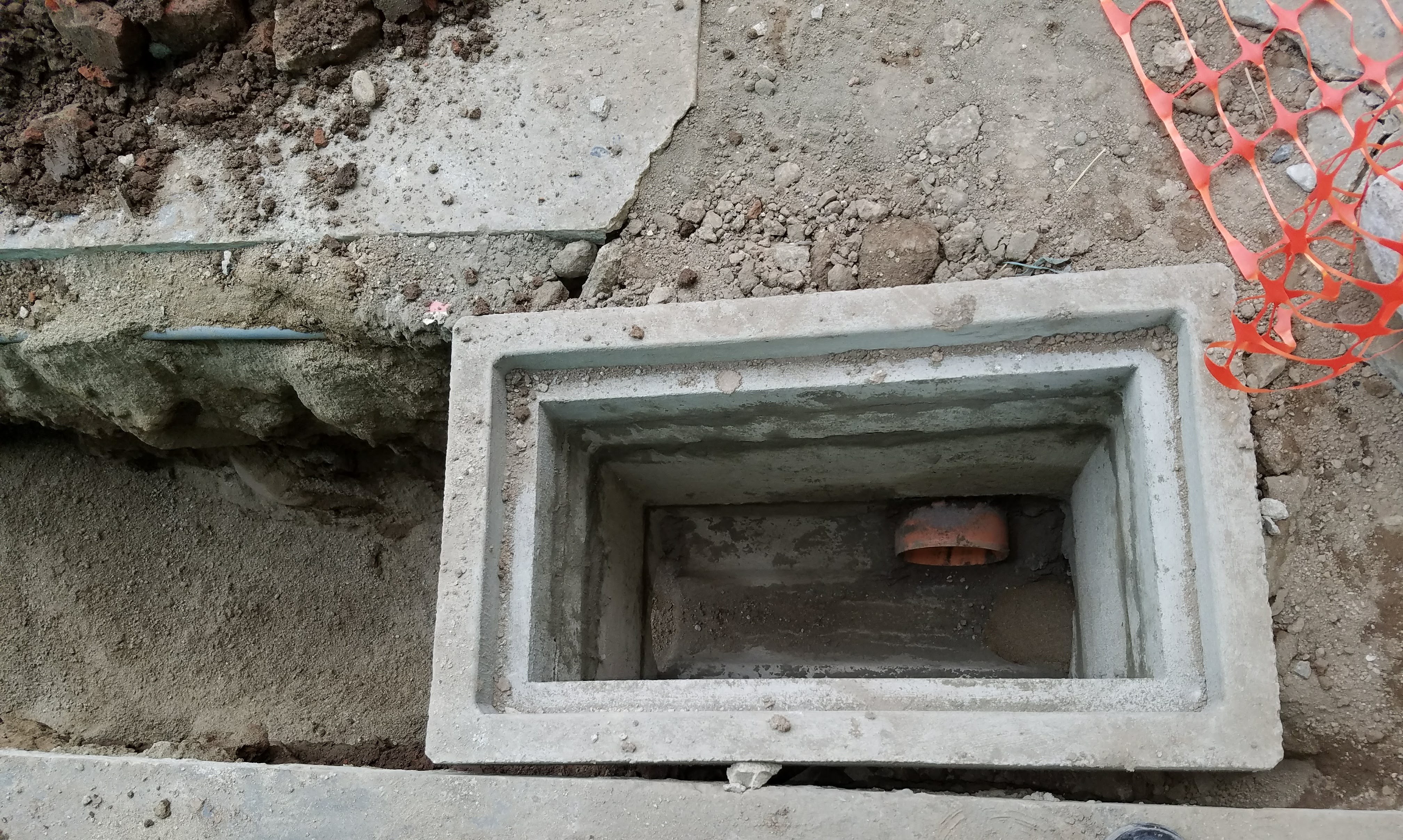 Renovación de alcantarillado en mercado - foto 1