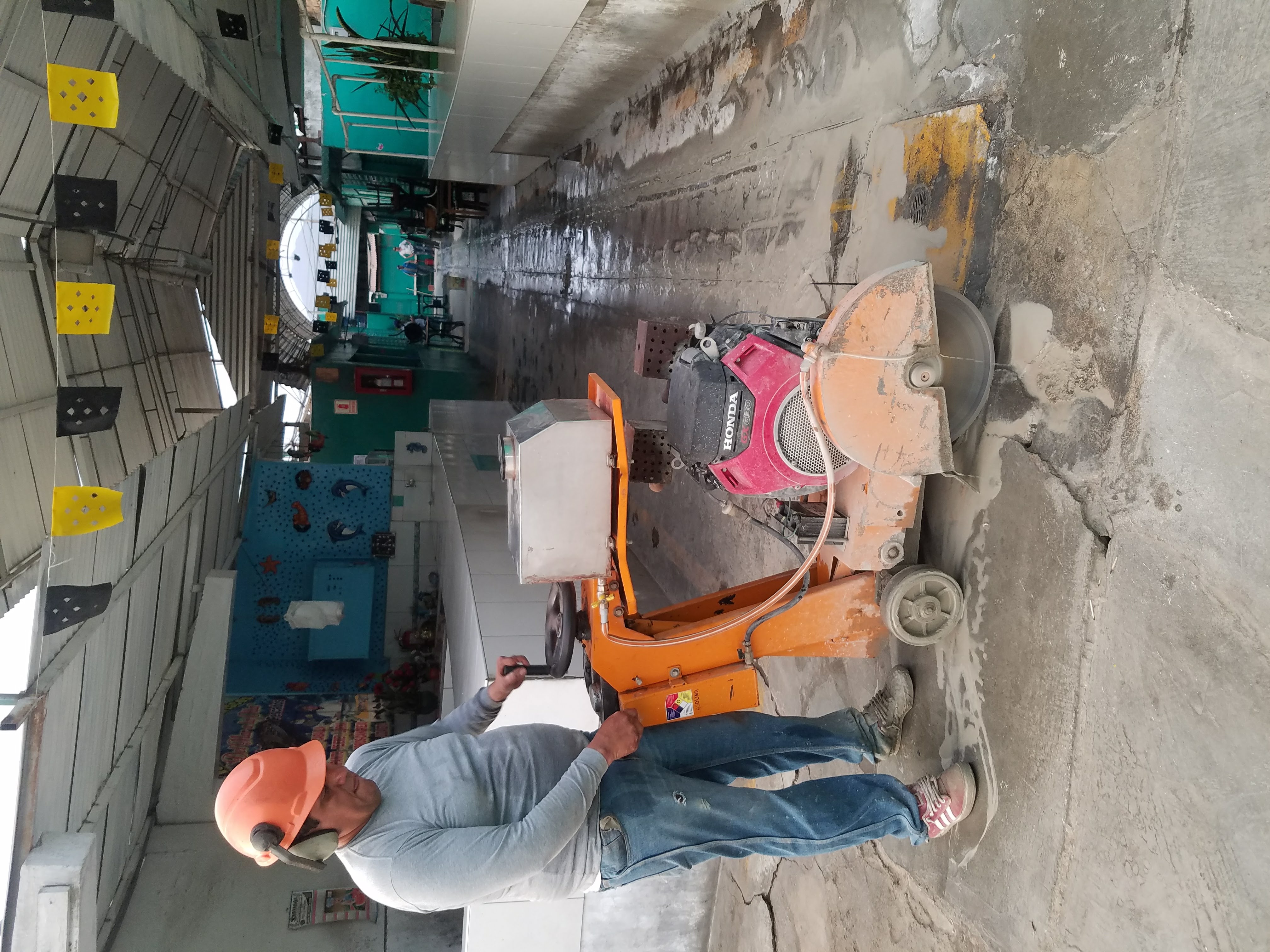 Renovación de alcantarillado en mercado - foto 2