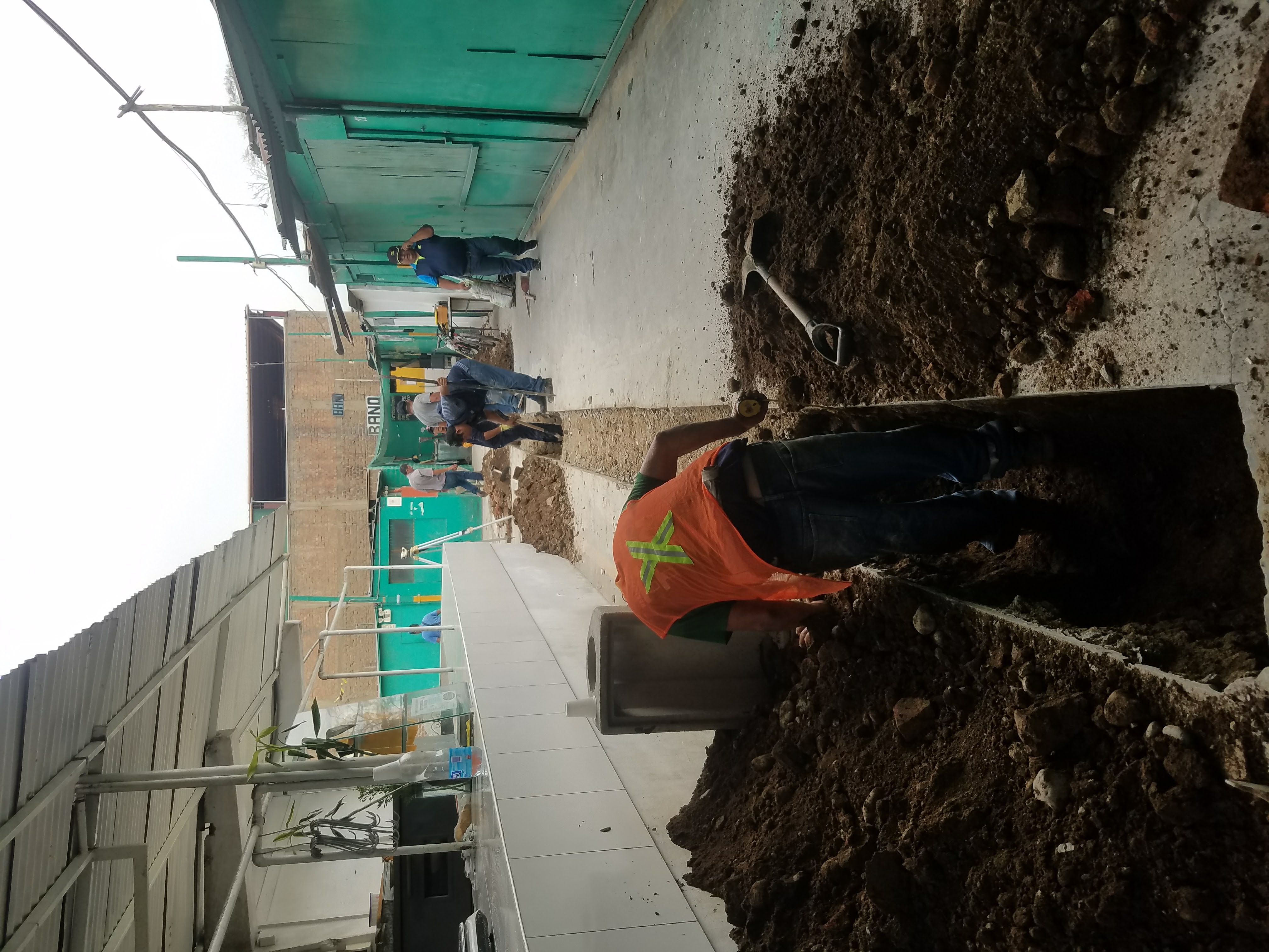 Renovación de alcantarillado en mercado - foto 3