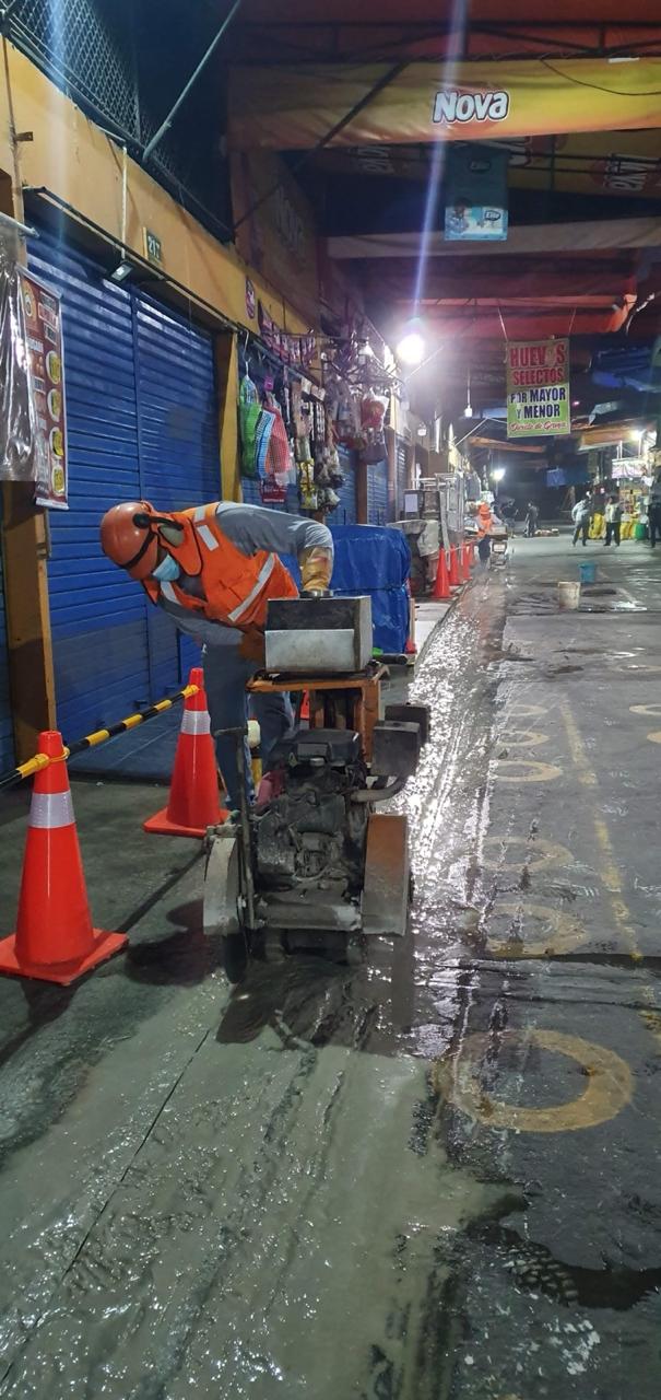 Cambio de redes de agua potable en Mercado Fiori - foto 2