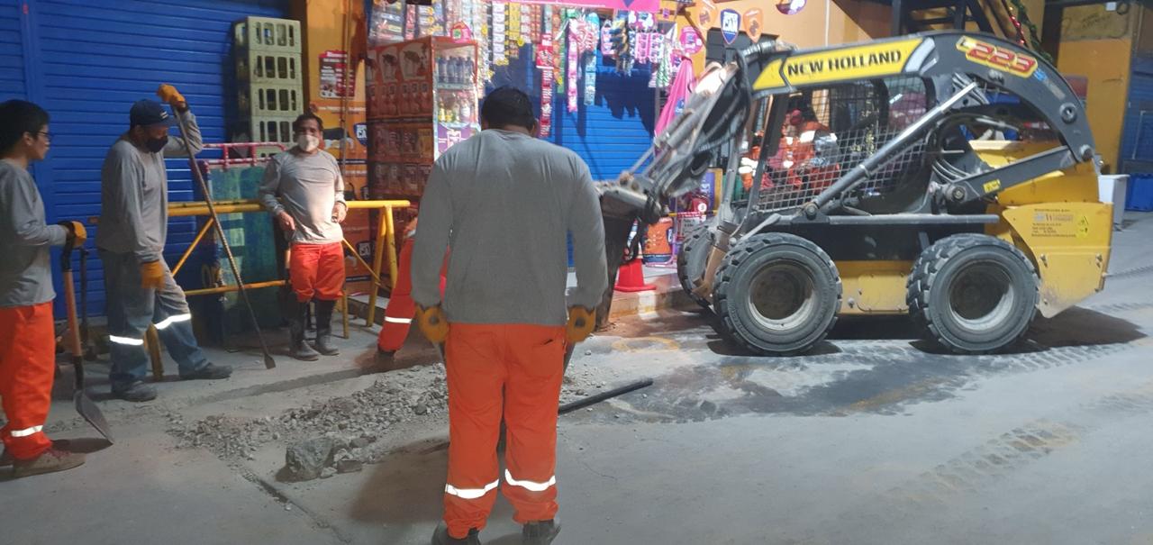 Cambio de redes de agua potable en Mercado Fiori - foto 4